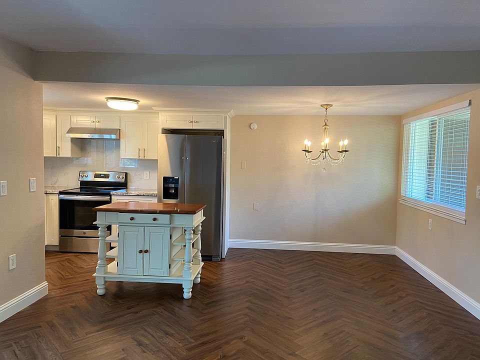 1st image of 14225 Lora Dr APT 87