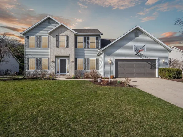 14651 Heatherton Dr, Granger, IN 46530