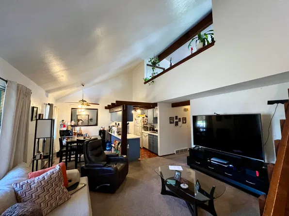 1617 Green Pl #1617, Longmont, CO 80501