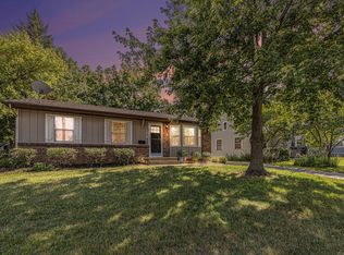 104 Canterbury St SW, Wyoming, MI 49548