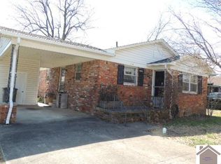714 E Walnut St, Mayfield, KY 42066