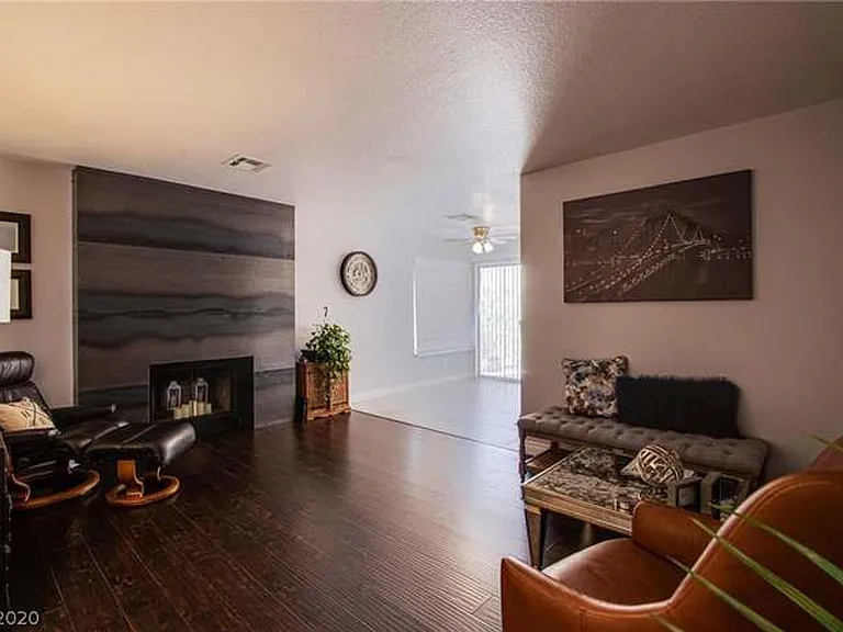 2437 Twin Flower Cir — Photo 20