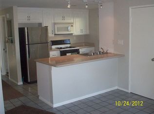 207 Colton St #B, Newport Beach, CA 92663