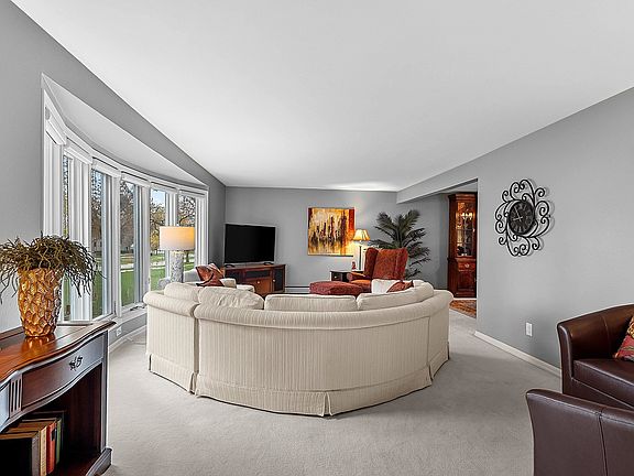 5th image of 1335 Ridgeway Blvd