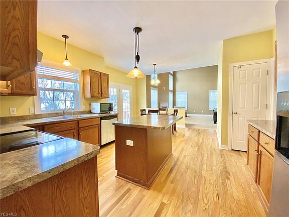 2nd image of 2939 Greenspire Cir