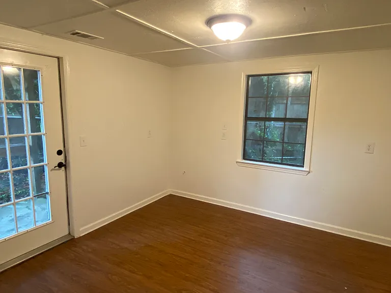 10 Racetrack Rd NW — Photo 12