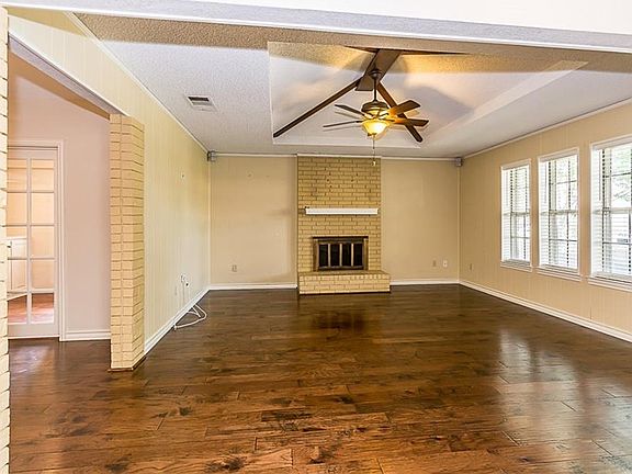 3rd image of 2322 Glenbrook Meadows Dr