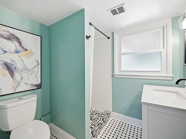 6426 Carriage Dr — Photo 17
