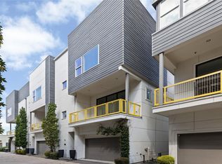 1215 Hickory St #C, Houston, TX 77007