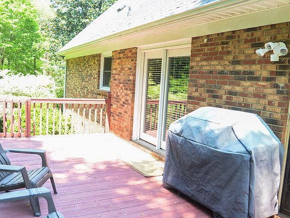 2nd image of 501 Jasin Dr