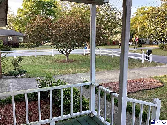 4th image of 2230 Eaton Cir