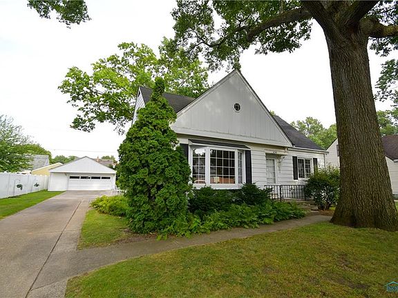 2nd image of 4750 Monac Dr