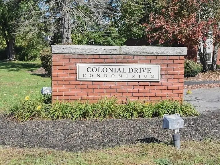 50 Colonial Dr #2 — Photo 1