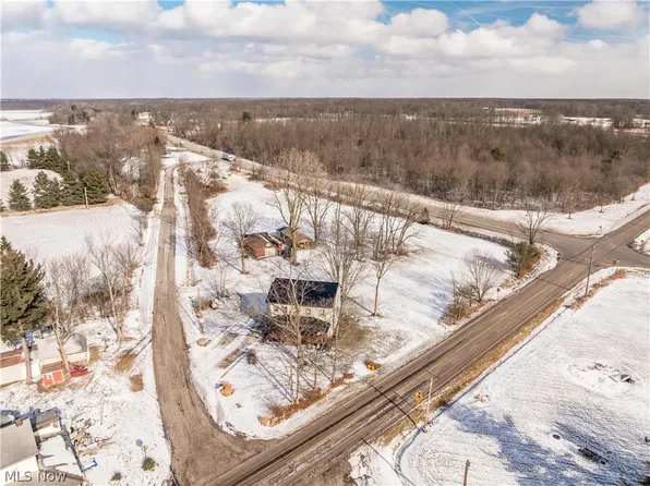 13222 Lexington Ave NE, Alliance, OH 44601