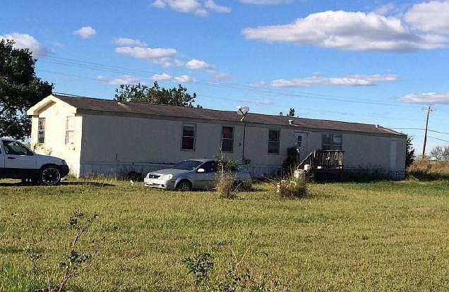 2nd image of 10 Tiffany Dr