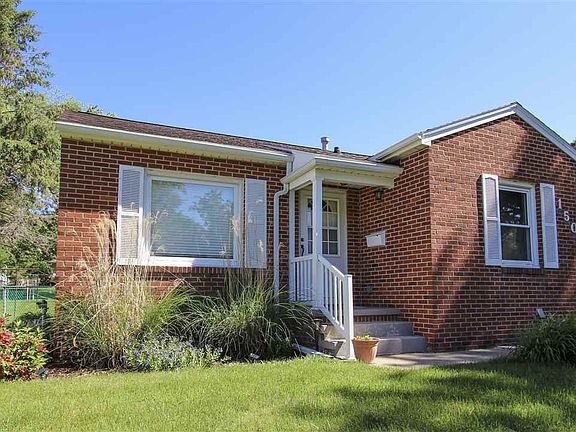 2nd image of 1504 Sunnyside Dr