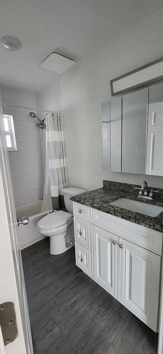 2 bed, 1.0 bath, 950 sqft, $2,100 — Photo 4