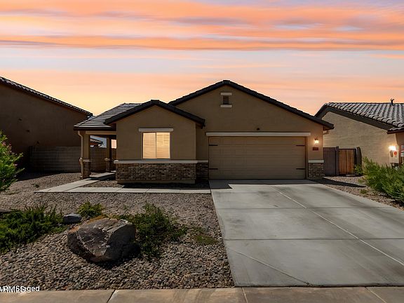 2nd image of 1535 E STROPLE Drive