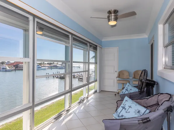 1323 Bayshore Drive #201, Fort Pierce, FL 34950