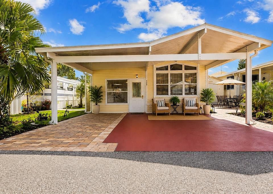 1st image of 429 Citrus Ridge Dr