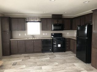 5178 Wembly Ct, Sterling Heights, MI 48310