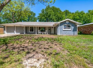 1959 Mims St, Fort Worth, TX 76112