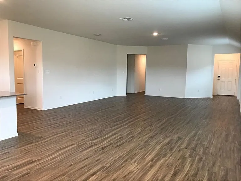 107 Ozark Dr — Photo 7