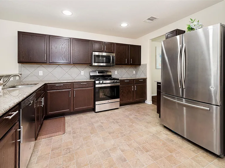 2384 Elm Crossing Trl — Photo 7