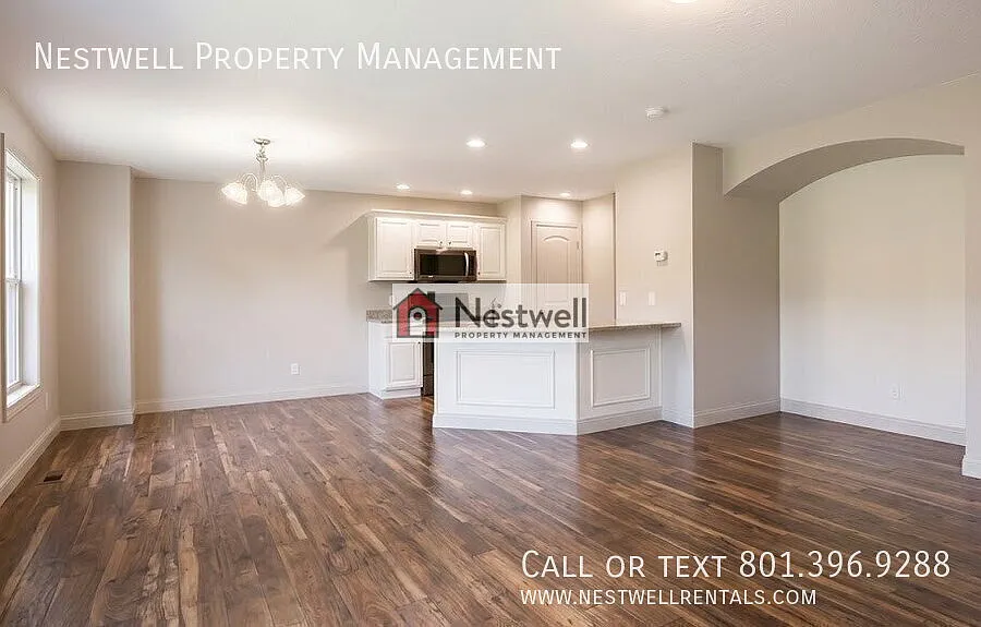 $300 off 1st Month's Rent - 3-bed Townhome in Spanish Fork — Photo 4