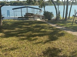 30 Lakeview Ln, Linn Valley, KS 66040