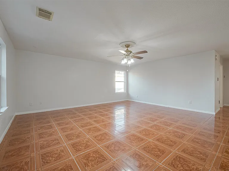 9407 Demsey Mill Dr — Photo 27