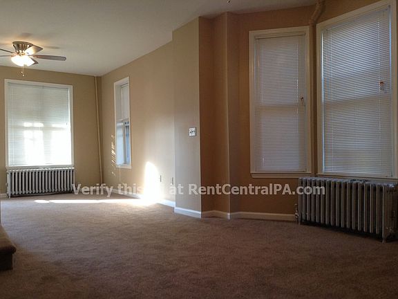 4th image of 2442 Canby St