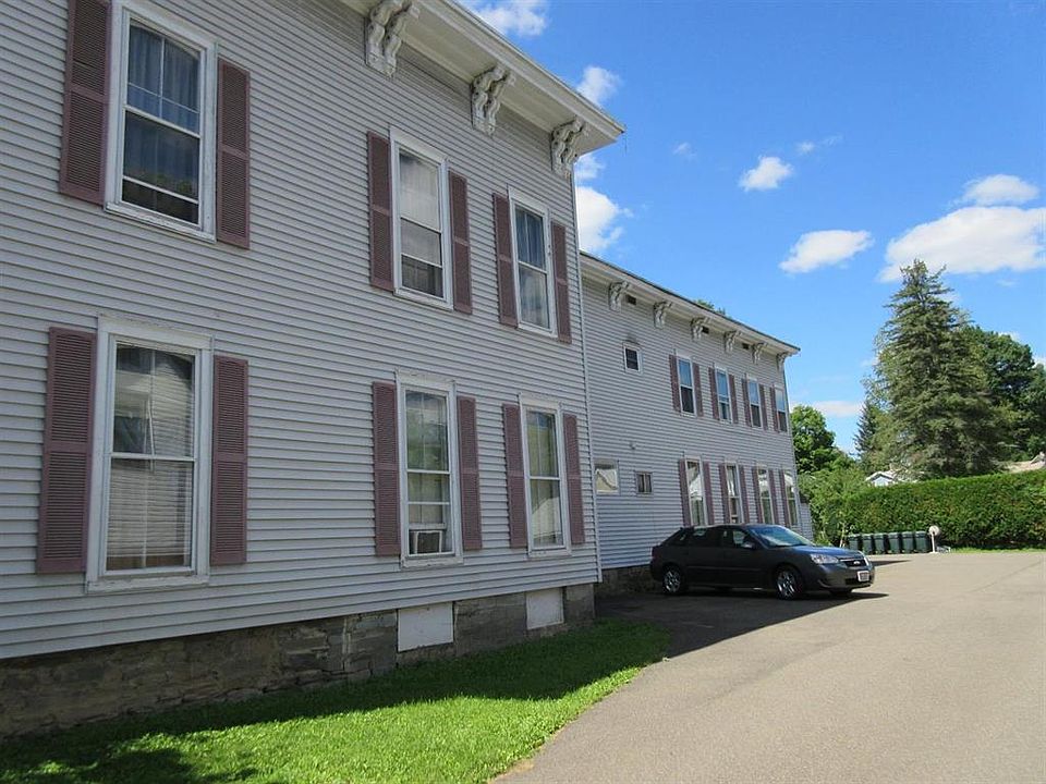 2nd image of 46 Henry St