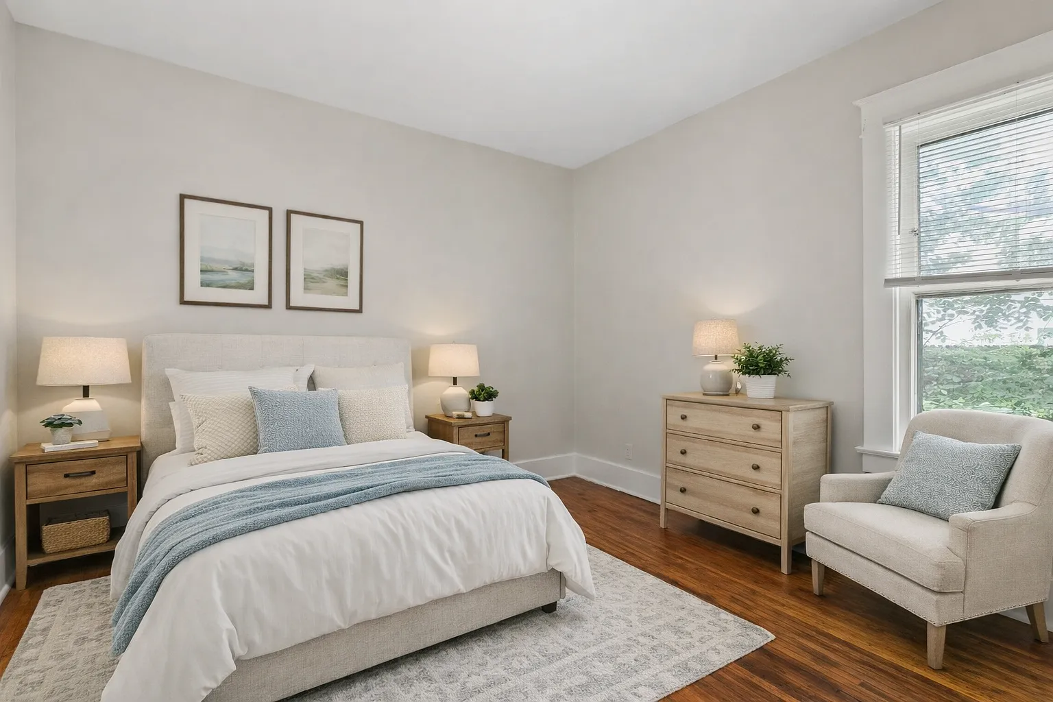 3 bed, 1200 sqft, $1,500 — Photo 2
