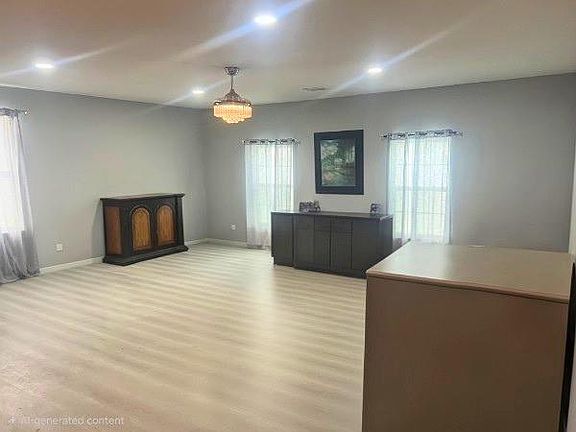 5th image of 519 Tallow Dr
