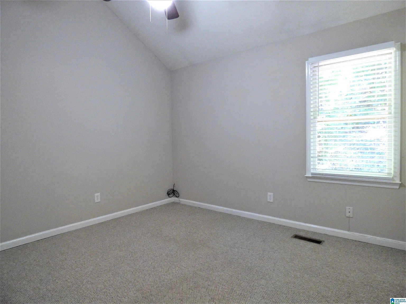 2 bed, 2.0 bath, 1080 sqft, $1,495 — Photo 4
