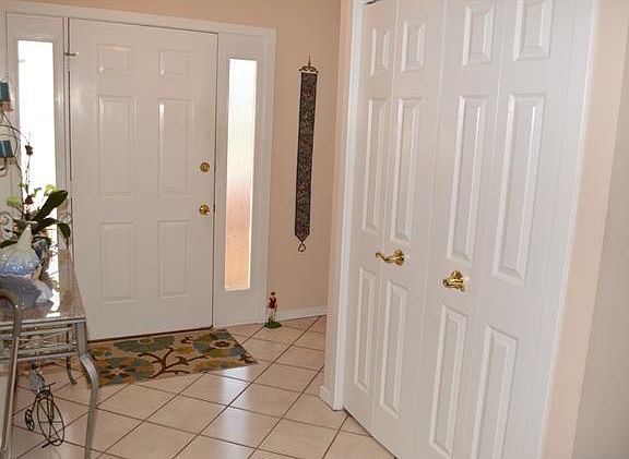 2nd image of 189 Fairway Dr #U189