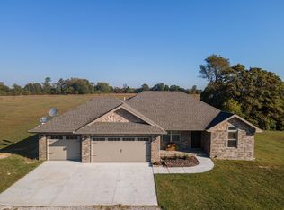 2271 Silver Lake Road, Billings, MO 65610