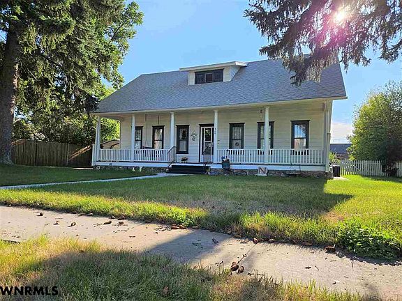 2nd image of 306 S Elm St
