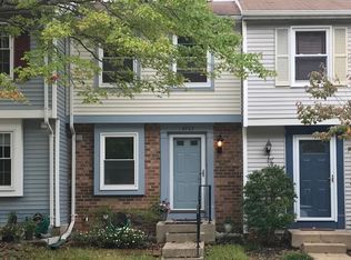 8707 Susquehanna St, Lorton, VA 22079