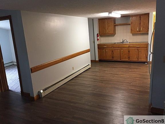 4th image of 171 E Lorain St