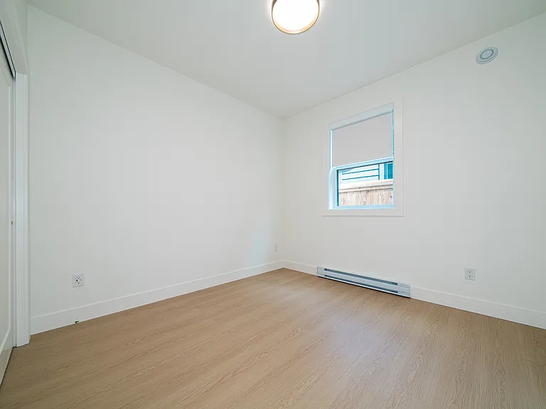 10CoachHouse-6_06122026