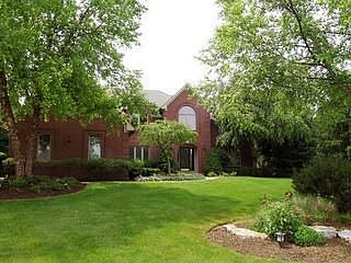 1st image of 636 Old Pond Ln