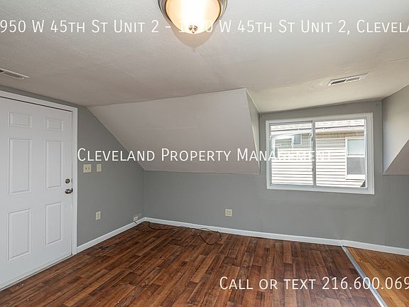 4th image of 1950 W 45th St Unit 2