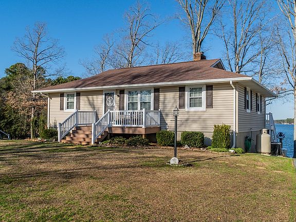 4th image of 633 Timberline Dr