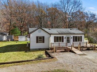 6655 N 850 E, Howe, IN 46746