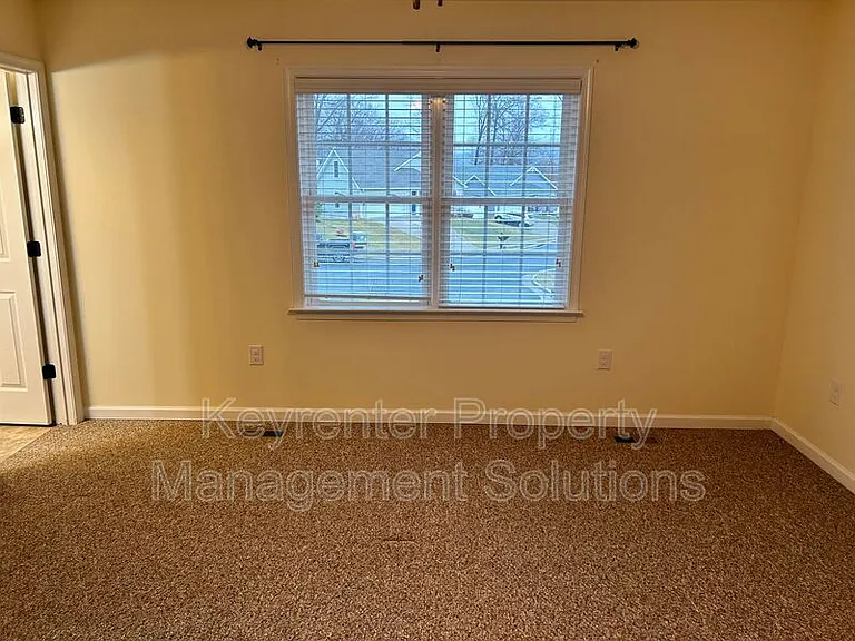 107 Oakstone Run — Photo 35