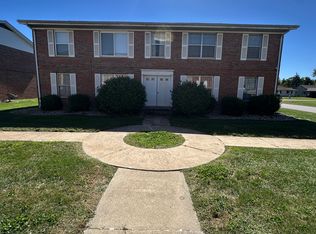 2002 N 15th St APT D, Belleville, IL 62226