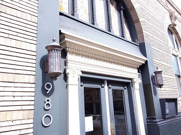 4th image of 980 Bush St APT 512
