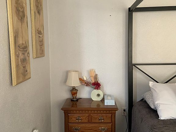 4th image of 1000 Corbett St #3